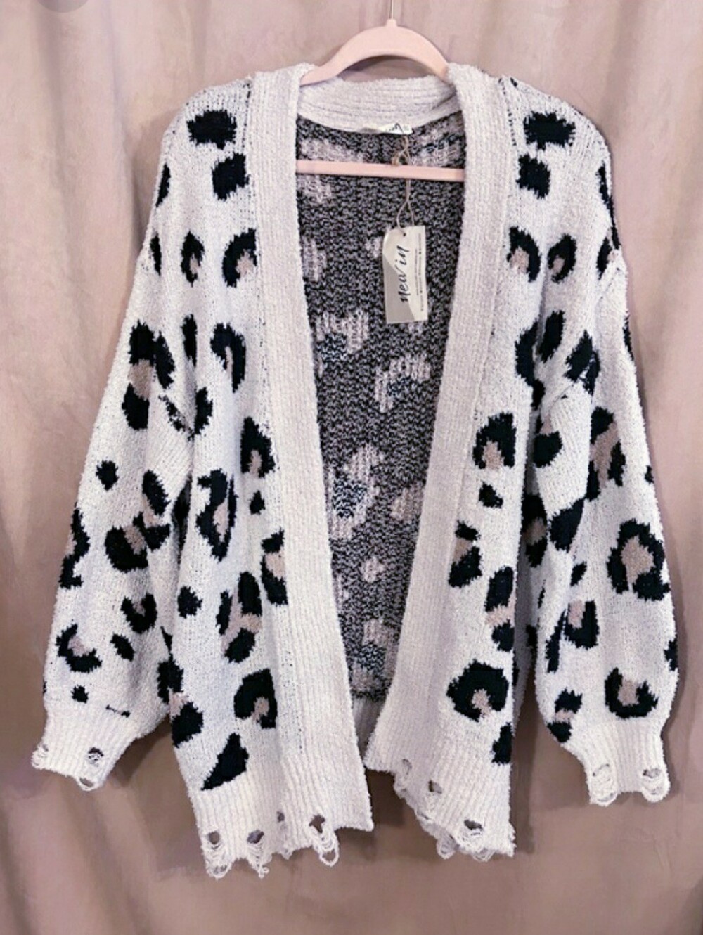 NEW IN LEOPARD PRINT DISTRESSED CARDIGAN (IVORY)